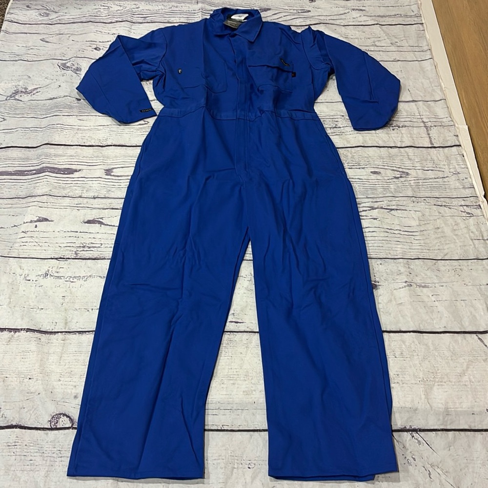 Workrite Benchmark The FR Fire Resistant Coveralls Royal Blue Men Size 50 0R.